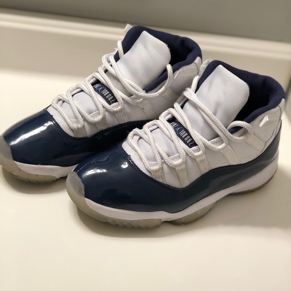 Air Jordan 11 Retro White/University Blue Men’s
